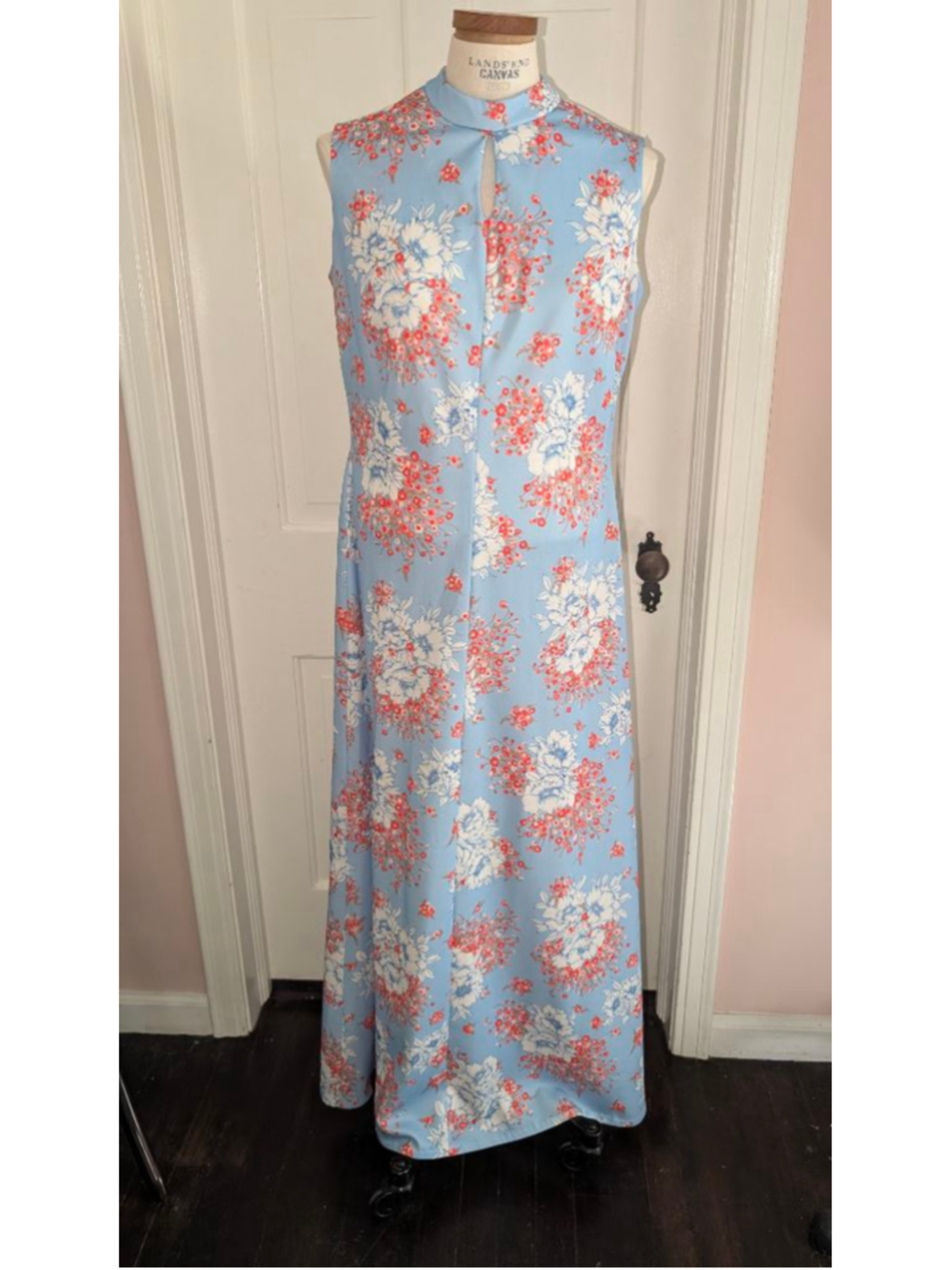 vintage 60s or 70s Light Blue Floral Sleeveless Maxi Dress M